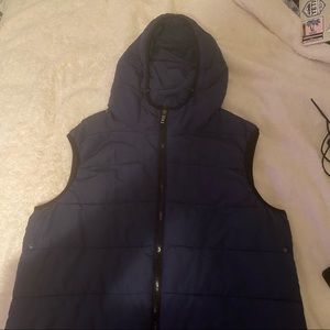 Zara Men’s Hooded Vest